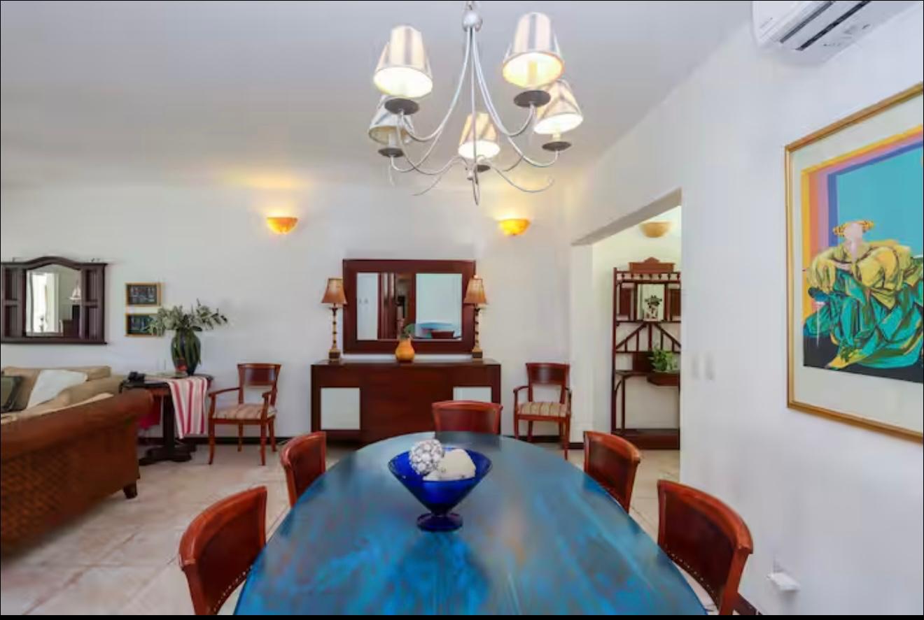 Marina Townhouse - Dining Room